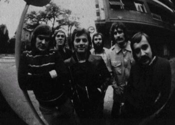 Izšel restavrirani ponatis plošče skupine Izvir, ki je v 70. letih ustvarjala progresivni rock