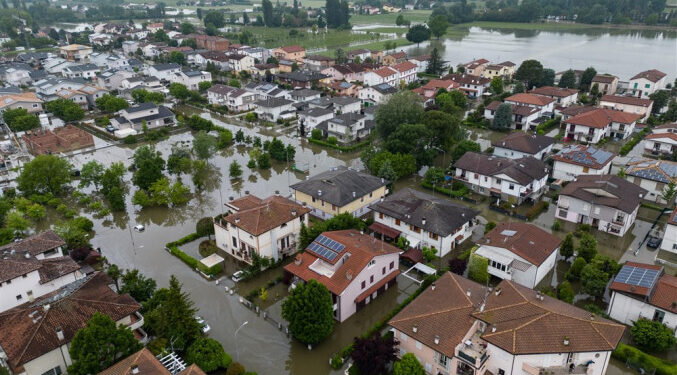 Obsežne evakuacije v Italiji: Ciklon Boris povzroča opustošenje (VIDEO)