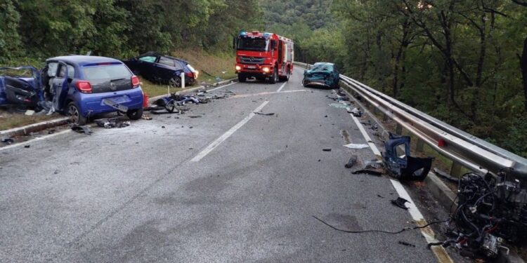 Zaradi nesreče pri Kubedu umrla še ena žrtev (FOTO)
