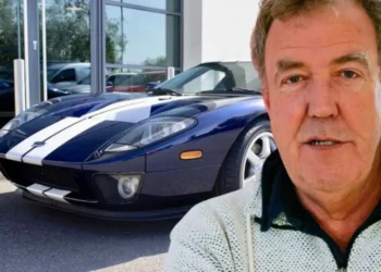 Jeremy Clarkson priznal, da je “prestar in predebel” za avtomobile, ki so mu všeč