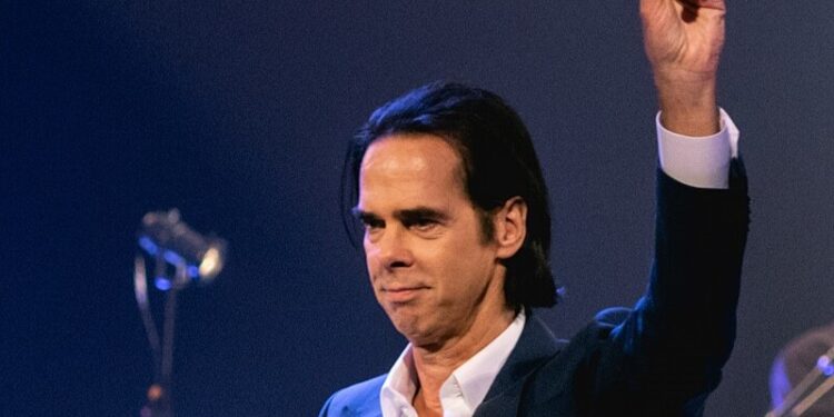 Nick Cave o novem albumu: “V njem je upanje. Tudi čudež” (VIDEO)