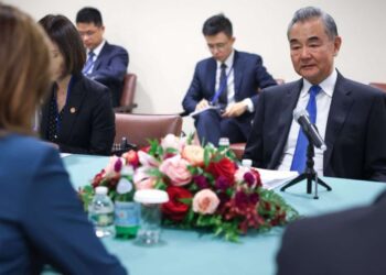 Slovenija na seznamu držav brez vizumov za Kitajsko: Kaj to pomeni za slovenske državljane?