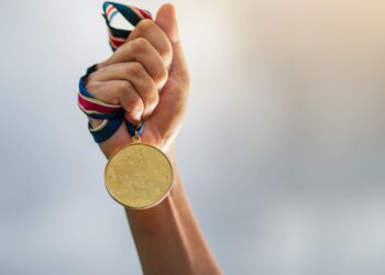 Ruska atletinja izgubila medaljo: Dopinški prekrški še naprej odmevajo