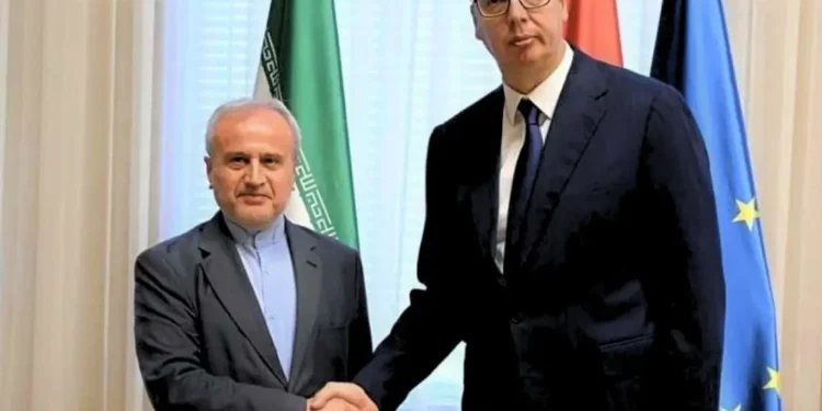 Srbski predsednik Vučić z iranskim odposlancem o dvostranskih odnosih
