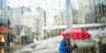 Vreme: Močno deževje in burja bodo zajeli Slovenijo