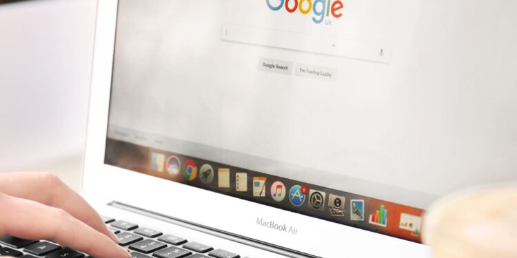 Google posodablja iskalnik z AI: Več kot le rezultati iskanja