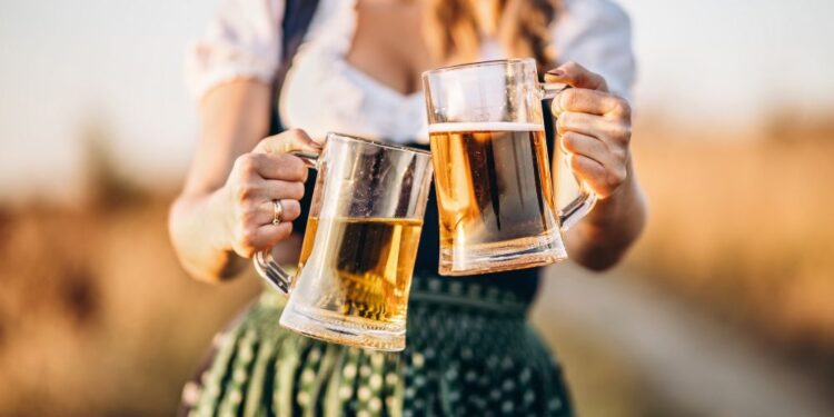 Se je na letošnjem Oktoberfestu spilo več ali manj piva kot lani?