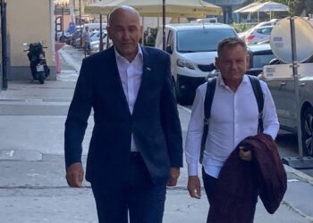 Janša pred sodiščem: Ali je šlo za obrekovanje ali svobodo govora?