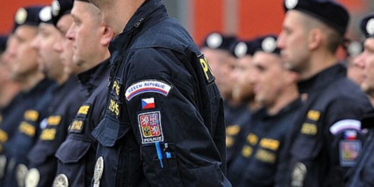 češka policija