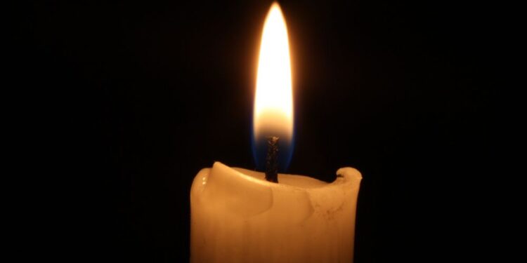 Grozljivka v Washingtonu: 11-letnica preživela pokol družine s pretvarjanjem, da je mrtva