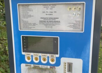 Ljubljana uvaja celotedensko parkirnino: Kje in kdaj boste morali plačati?