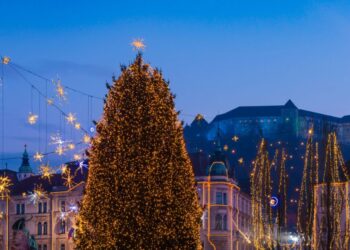 Slovenija prižiga praznične luči: Začetek veselega decembra