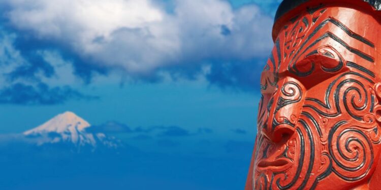 Rekorden protest Maorov v Wellingtonu: 42.000 ljudi pred parlamentom