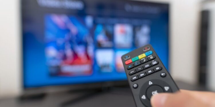 Na Hrvaškem prijeli 11 oseb zaradi piratskih televizijskih paketov: Škoda ocenjena na dva milijona evrov