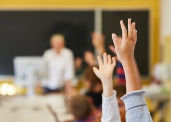 Slovensko šolstvo pred izzivom: Več kot polovica osmošolcev z nizkimi dosežki