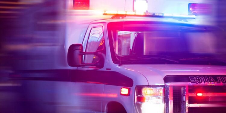 Reševalci trčili v kolesarja: Nato mu zaračunali prevoz v bolnišnico (FOTO)