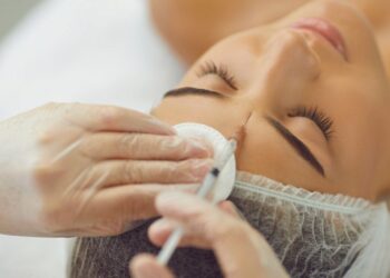 Botoks: Hitra rešitev ali skrita grožnja zdravju?