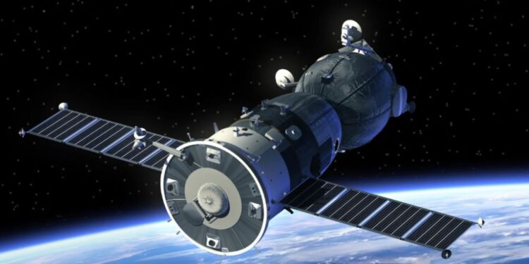 Najstarejši britanski satelit “izginil” iz svoje orbite nad Indijskim oceanom