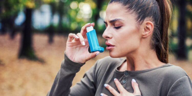 Veliki preboj v zdravljenju astme: Nova terapija obeta več kot steroidi