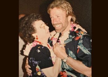 Wilma Norris, mati zvezdnika Chucka Norrisa, umrla pri 103 letih (FOTO)