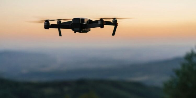 Skrivnostni droni v New Jerseyju sprožili zaskrbljenost prebivalcev