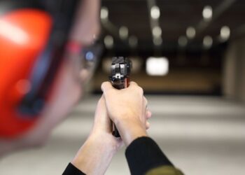 Streljanje na urniku: Poljski šolarji se učijo, kako rokovati z orožjem