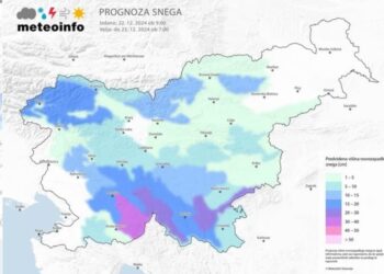 Slovenijo zajel sneg: Na pot le, če je nujno!
