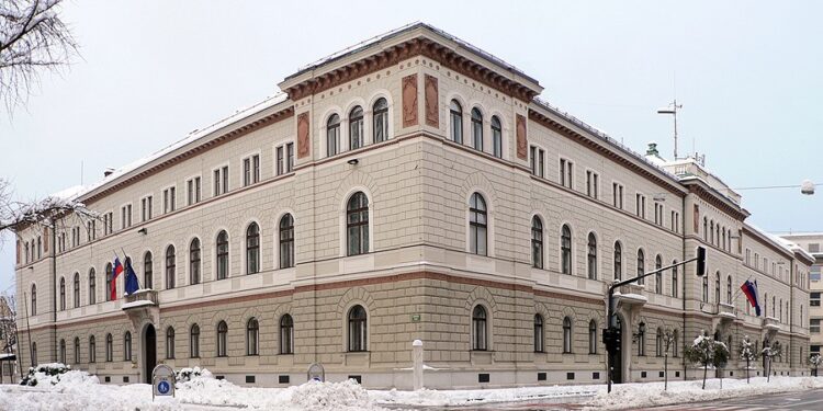 Predsedniška palača ob dnevu samostojnosti in enotnosti odprla svoja vrata