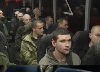 Rusija in Ukrajina izmenjali vsaj 300 vojnih ujetnikov (VIDEO)