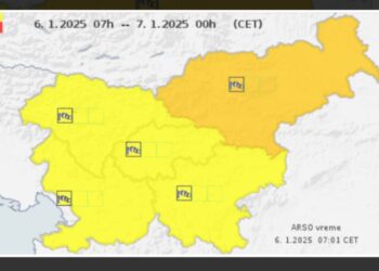 Arso opozarja na močan veter in dež po vsej državi