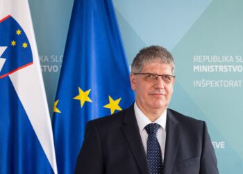 Interpelacija ministra Poklukarja: Zagovarjal se bo v torek