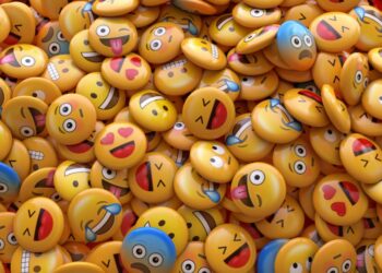 Novi emojiji za leto 2025: mrtvo drevo, prstni odtis in rdeča pesa