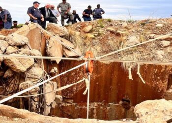 Južnoafriški rudnik zlata: več deset rešenih, številni še vedno pod zemljo