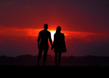 Napoved za leto 2025: Kateri meseci so idealni za ljubezen in rast?
