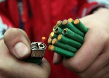 Raketa poškodovala otroka, zaseg več kot 360 petard na Blejski Dobravi