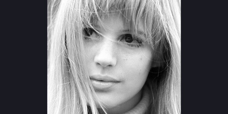 Adijo, muza Rolling Stonesov: Marianne Faithfull preminula pri 78 letih (FOTO)