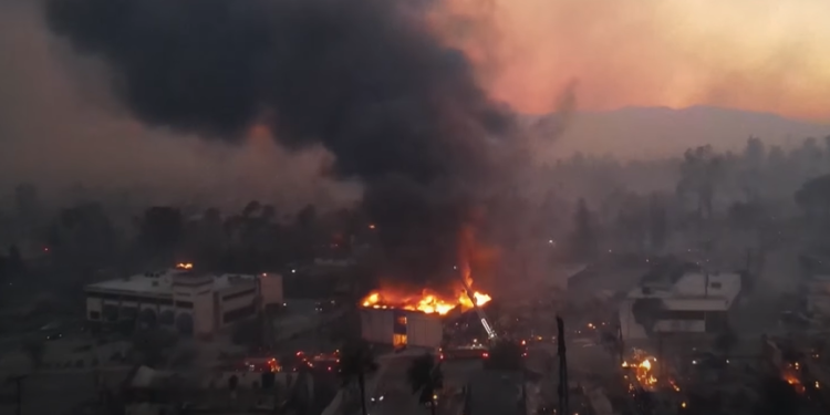 Število smrtnih žrtev požarov v Los Angelesu je naraslo na 25