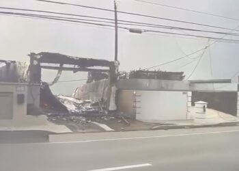 Paris Hilton izgubila dom v Malibuju zaradi požarov (VIDEO)