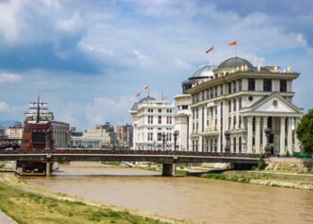 Tragična izguba družine: Petletnik edini preživeli nesrečo