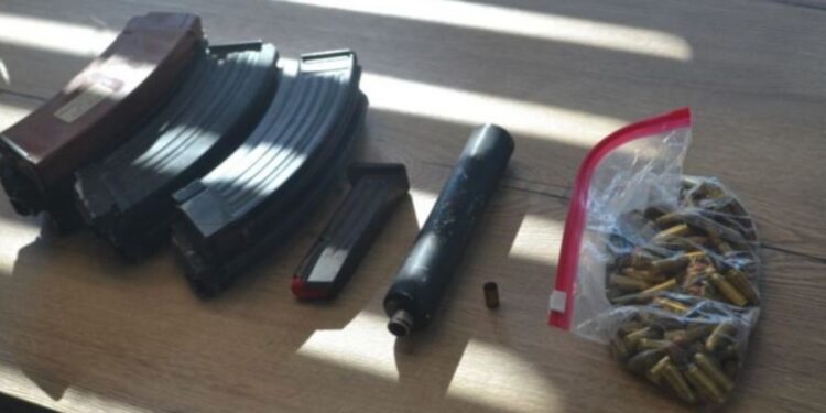 Streljanje v Šentjurju: Policisti odkrili orožje, naboje in dva kilograma marihuane