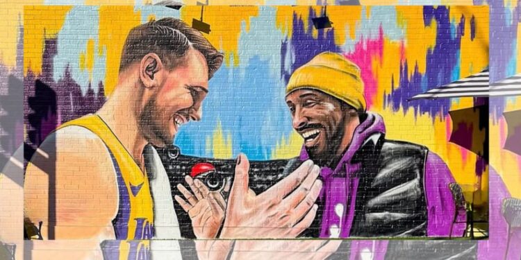 Dončić v Los Angelesu pozdravljen z umetnino: Stenska poslikava s Kobejem Bryantom (FOTO)