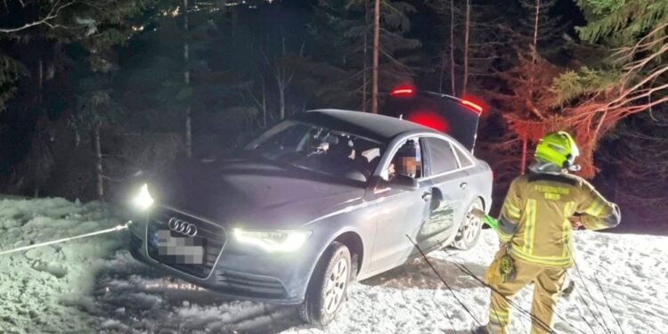 Z audijem do hotela, kamor pelje le žičnica: Napačna odločitev Ukrajinca (FOTO)