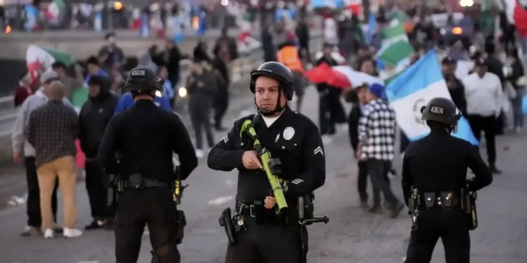 ZDA: Val protestov proti Trumpovi administraciji in Elonu Musku (VIDEO)