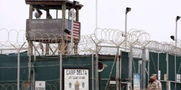 Deportacije v Guantanamo? Migrantski center brez vode in klime