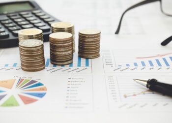 Prihajajo kreditne spremembe: Strožji pogoji za banke, več pravic za potrošnike